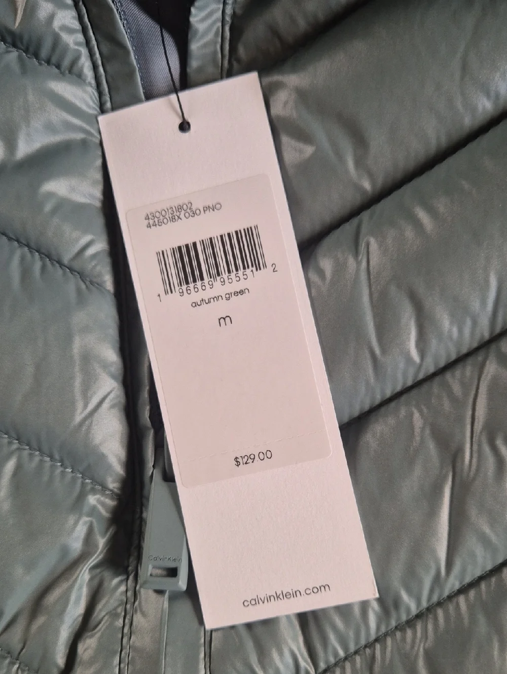 Calvin Klein Women's Autumn Green Quilted Puffer Vest, size M - Picture 8 of 13
